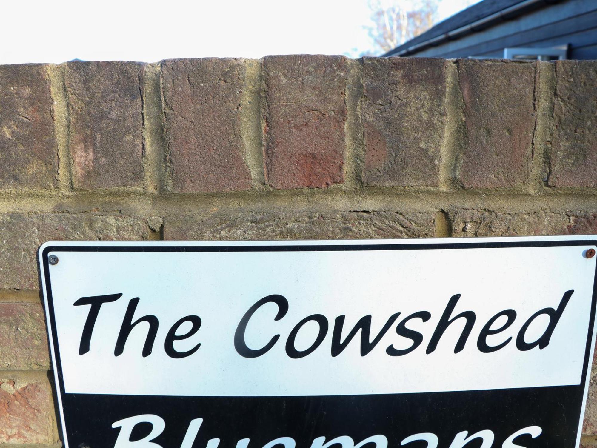Вилла The Cowshed Баттл Экстерьер фото